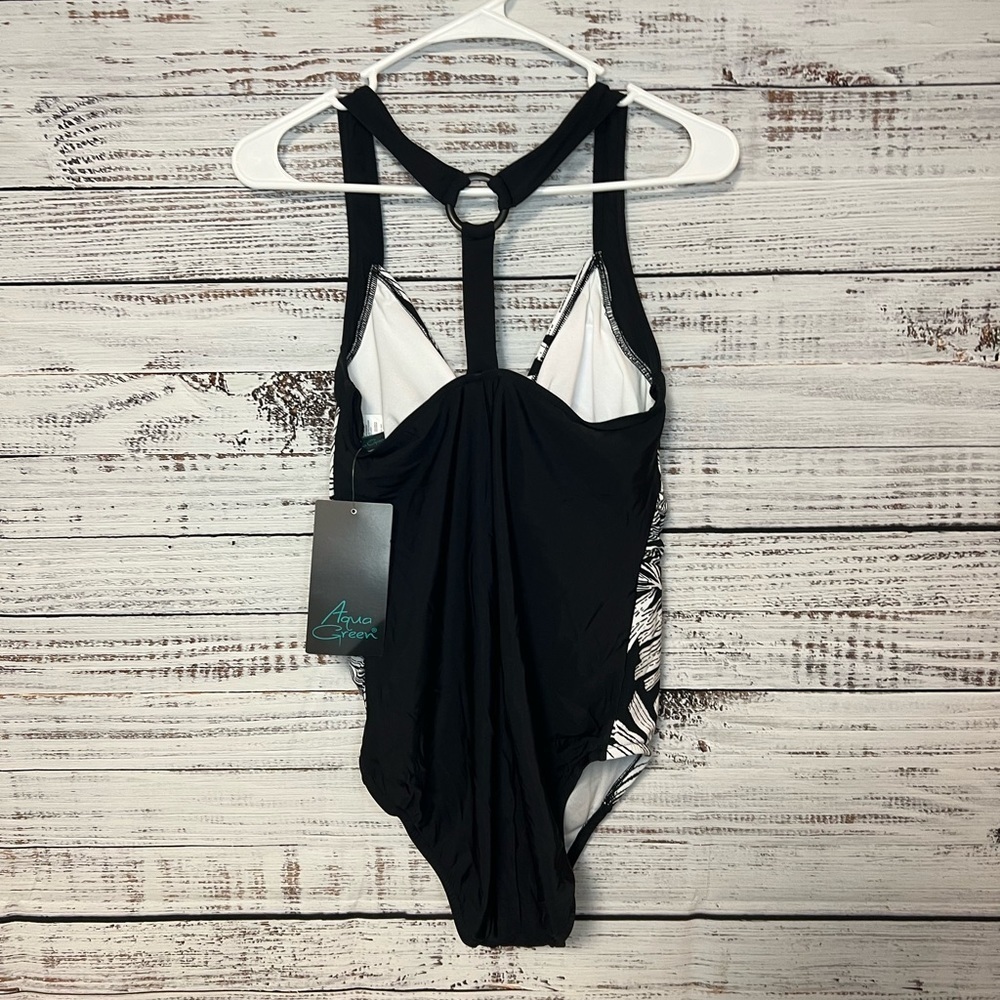 Aqua Green NWT Large swimsuit black and white - Picture 8 of 12